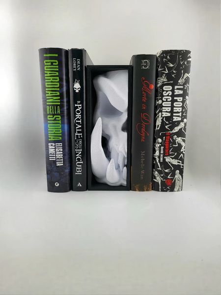 Вставка на книжкову полицю Череп Демона. Aivory id_10194 фото