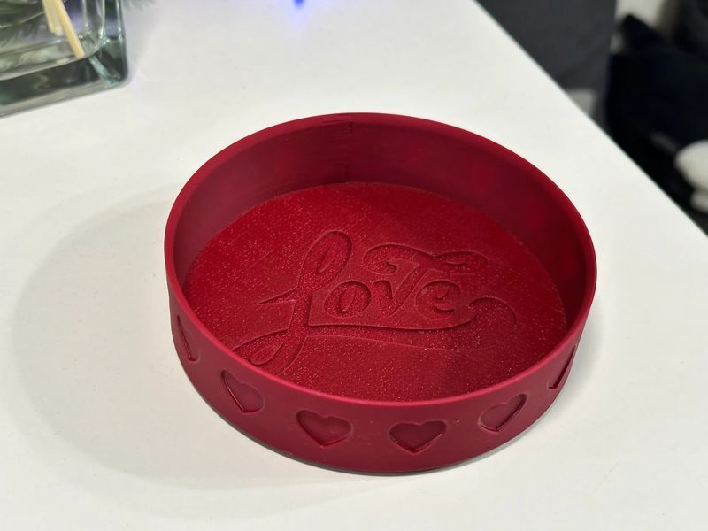 Декоративна подарункова підставка-тарілочка з написом &laquo;Love&raquo;. Aivory id_12299 фото