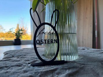 Пасхальна настільна декорація "Frohe Ostern" у вигляді силуету кролика &ndash; стильний святковий акцент для вашого дому 🐰🌿. Aivory id_11905 фото