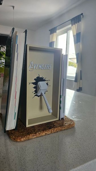 Тримач для книг Месники Молот Тора Marvel. Aivory id_13020 фото