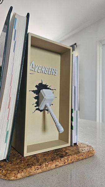 Тримач для книг Месники Молот Тора Marvel. Aivory id_13020 фото