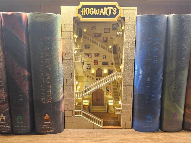 Нічник-вставка для книжкової полиці Book Nook Hogwarts 3D друк. Aivory id_11002 фото