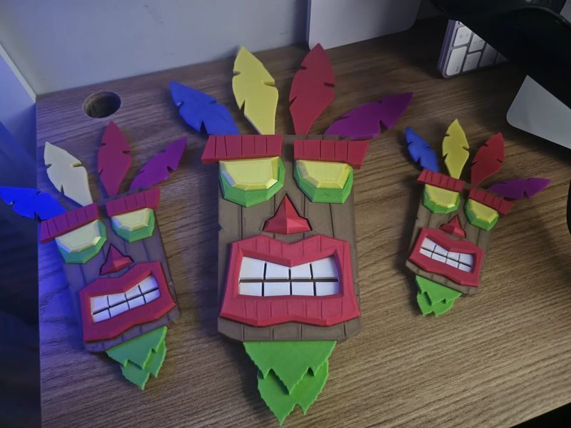 Настінна маска Аку Аку &ndash; оберіг з гри Crash Bandicoot, декор та ідеальний подарунок для геймерів. Aivory id_10999 фото