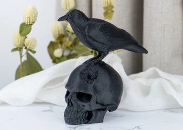 Готична Скульптура 'Ворон на Черепі' . Aivory id_14063 фото
